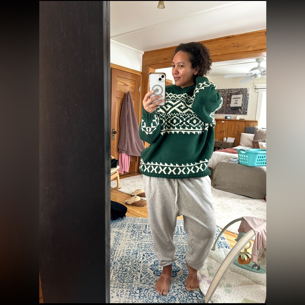✨Host Pick✨ Brunette The Label Fair Isle Forest Green Sweater Size M/L - Picture 10 of 10